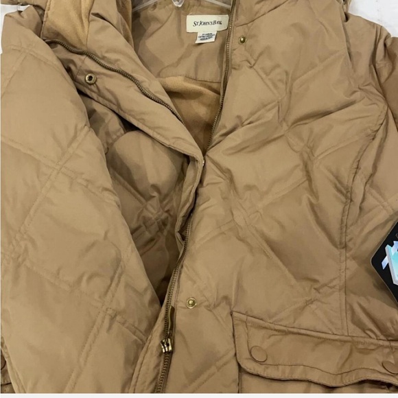 NEW WITH TAG 
st johns bay brand PUFFER JACKET WITH DOWN
size XL - Picture 4 of 9